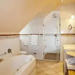Hotel Tandreas & Restaurant 4*