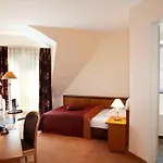 Tandreas & Restaurant Hotel 4*