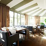 Tandreas & Restaurant 4*