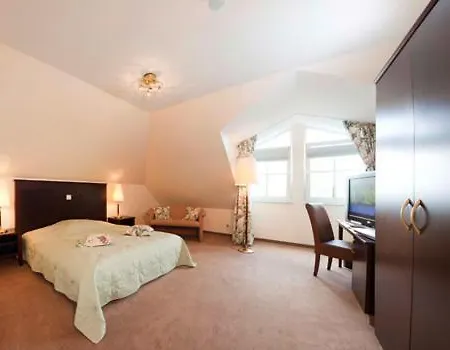 Tandreas & Restaurant 4* Gießen