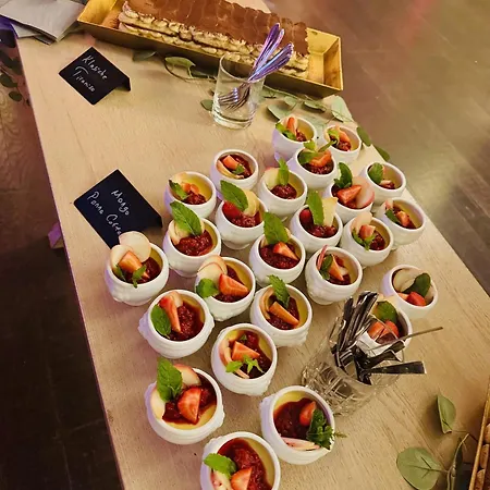 ホテル Tandreas & Restaurant