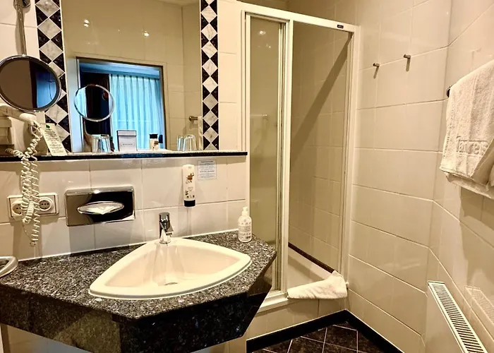 Tandreas & Restaurant Hotell Gießen